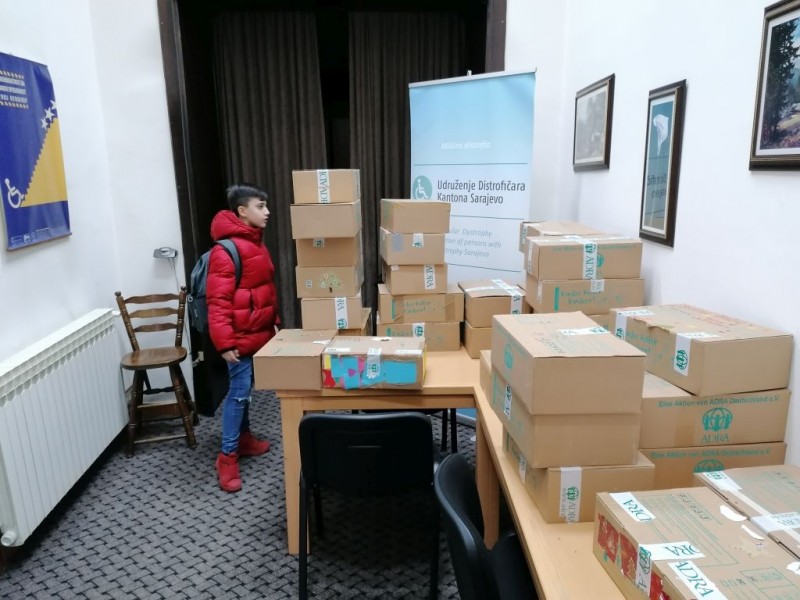 Podjeljeni Novogodišnji paketići 15